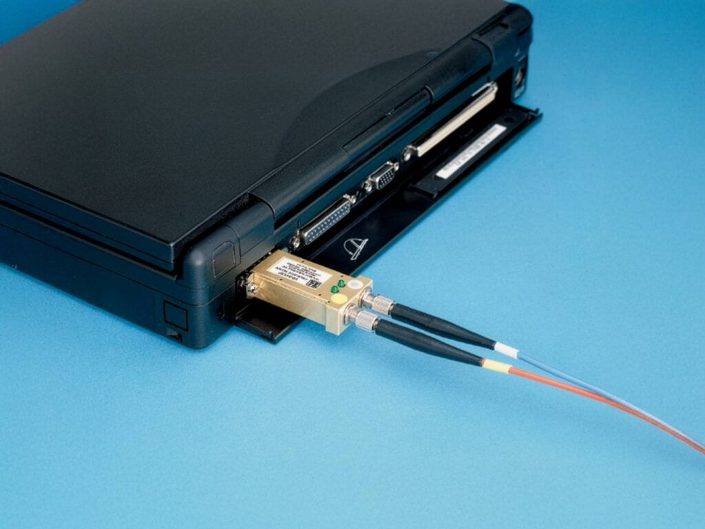 HI-4413P Fiber to Serial Converter